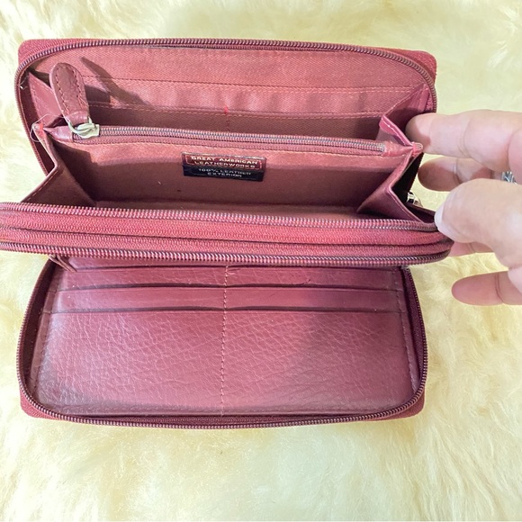 Great American Leather Works Burgundy Multi-Slot Wallet - Picture 5 of 14